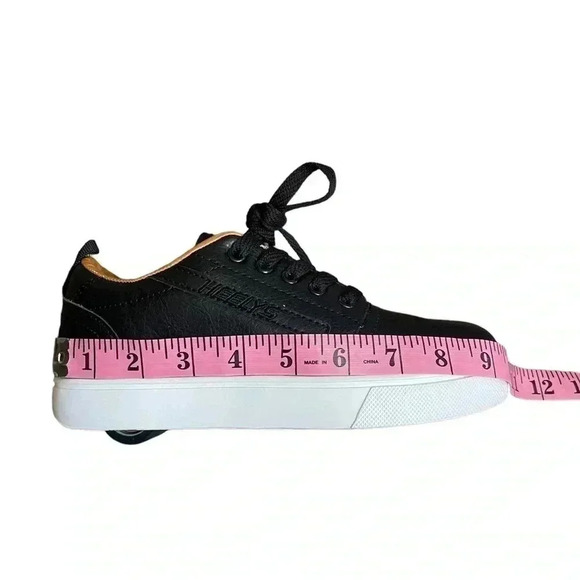 Heelys GR8 Pro HE100388 Unisex Black Leather Skate Shoes size 4 Youth - Picture 13 of 14